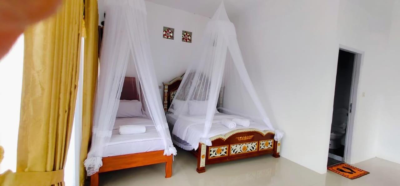 Bintang Bungalow Tour & Travel Kelimutu Extérieur photo