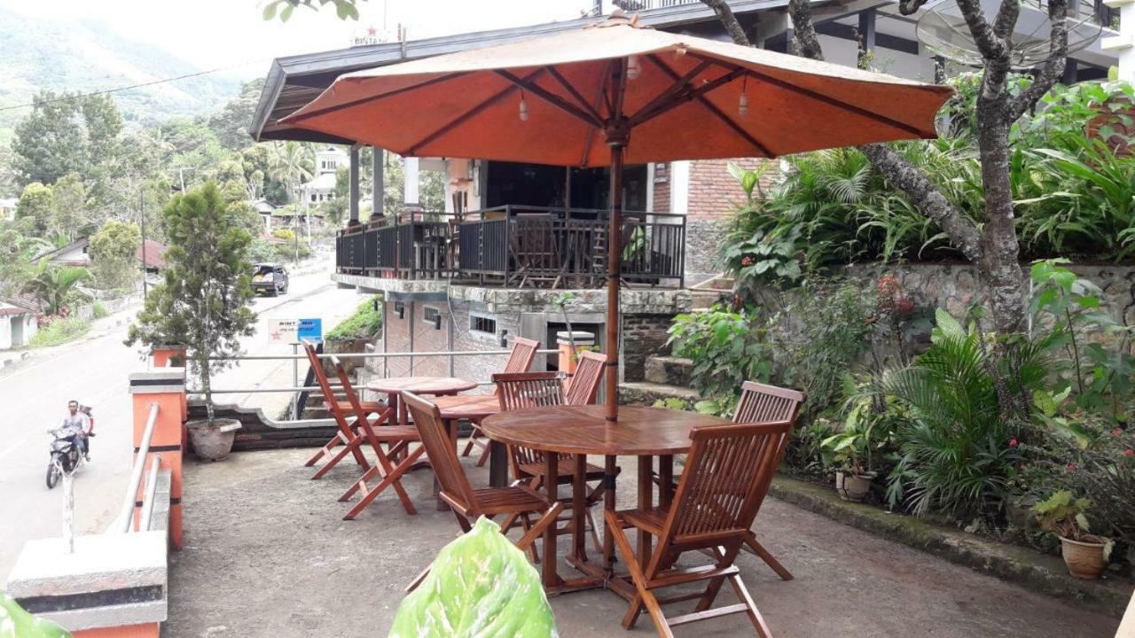 Bintang Bungalow Tour & Travel Kelimutu Extérieur photo